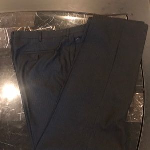 Men size 40x32 black dress pants